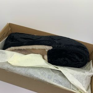 UGG moccasins black velvet *NEVER BEEN WORN*